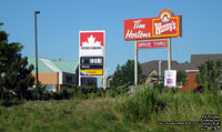 Pétro-Canada - Tim Horton's - Wendy's, QEW at Winston Churchill Blvd, Oakville,ON